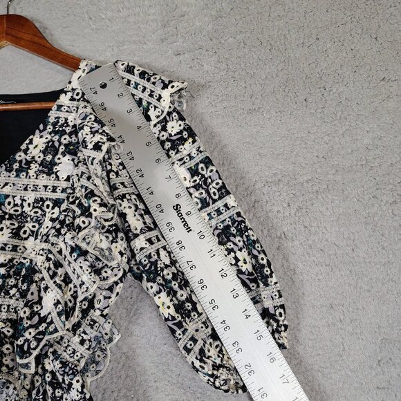 En Saison Alessandra Top Women's XS Black White Floral Eyelet Embroidered Ruffle - Picture 5 of 10